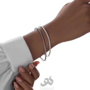 دستبند مینیمال نقره دست ساز عیار 925 هدیه روز زن کادو روز مادر