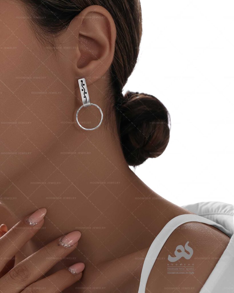 گوشواره نقره عیار 925 سبک مینیمال دستساز هدیه روز زن کادو روز مادر، گوشواره برای روز مادر و روز زن